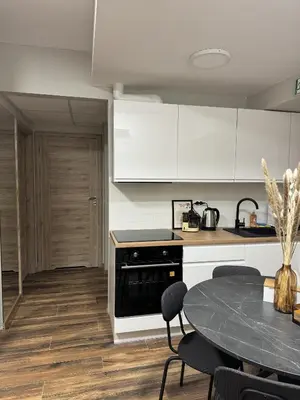 Kuchnia lub aneks kuchenny w obiekcie A2 - Prince Room - Warsaw City Haven - Shared Bathrooms - Self check-in