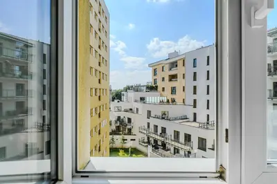 Budynek, w którym mieści się apartament