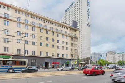 Budynek, w którym mieści się apartament