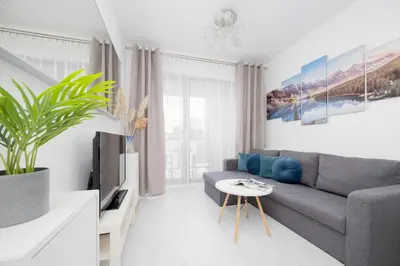Część wypoczynkowa w obiekcie Burakowska 16 Apartament z Balkonem i Parkingiem Warszawska Wola by Noclegi Renters