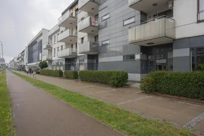 Budynek, w którym mieści się apartament