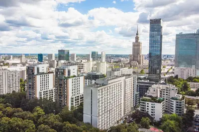 Widok na miasto Warszawa z tego apartamentu