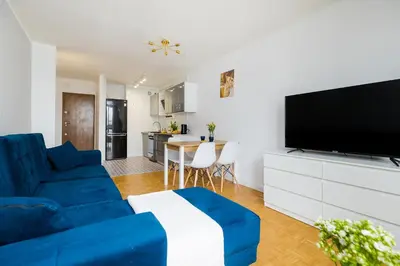 Telewizja i/lub zestaw kina domowego w obiekcie ShortStayPoland Grzybowska B167