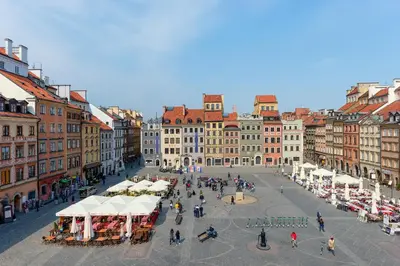 Widok na miasto Warszawa z tego apartamentu