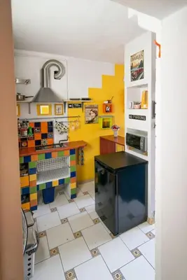 Kuchnia lub aneks kuchenny w obiekcie Colourful space, so central