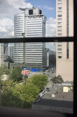 Widok na miasto Warszawa z tego apartamentu
