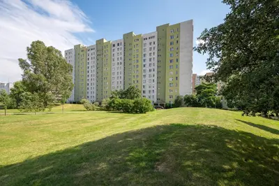 Budynek, w którym mieści się apartament