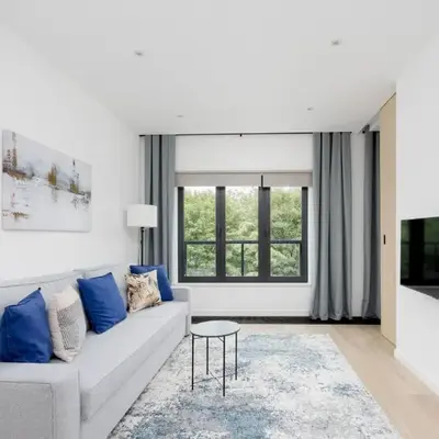 Design Apartment in the Centre of Warsaw Grzybowska 37 by Noclegi Renters