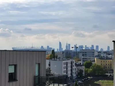 Widok na miasto Warszawa z tego apartamentu