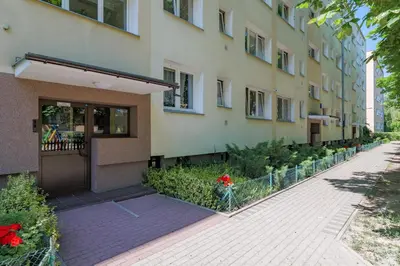 Budynek, w którym mieści się apartament