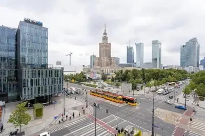 Widok na miasto Warszawa z tego apartamentu
