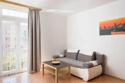Część wypoczynkowa w obiekcie Ochota Geodetów Standard Studio by BookingHost