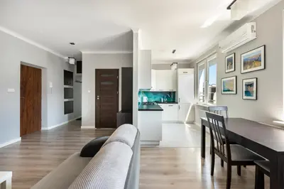 Część wypoczynkowa w obiekcie Park Praski Comfy Apartment by BookingHost