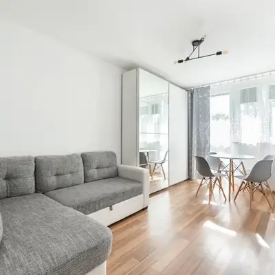 Chodecka Homely Apartment by BookingHost