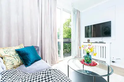 Telewizja i/lub zestaw kina domowego w obiekcie Krochmalna 2 Green - Better Rental