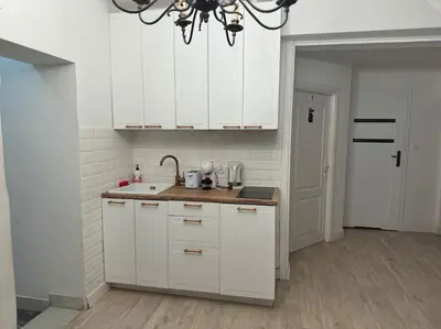 Kuchnia lub aneks kuchenny w obiekcie Chillout Apart 4 Bedrooms