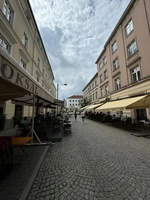 Budynek, w którym mieści się apartament