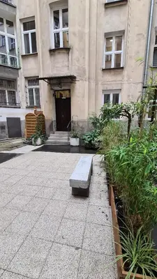 Budynek, w którym mieści się apartament