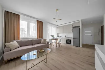 Kuchnia lub aneks kuchenny w obiekcie Warsaw Praga - Parking & Balcony - by Rentujemy
