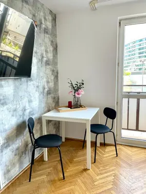 Telewizja i/lub zestaw kina domowego w obiekcie Super central, amazing view! 55''smart TV & fast WiFi