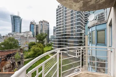 Budynek, w którym mieści się apartament