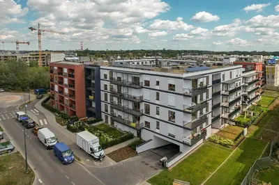 Budynek, w którym mieści się apartament