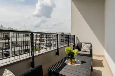Balkon lub taras w obiekcie SuperApart Dziatwy 16a - Blisko Galerii Północnej
