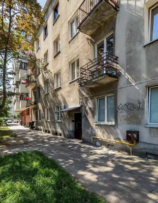 Budynek, w którym mieści się apartament