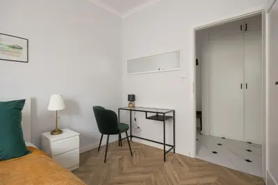 Plan piętra w obiekcie Chmielna Green Apartment by BookingHost