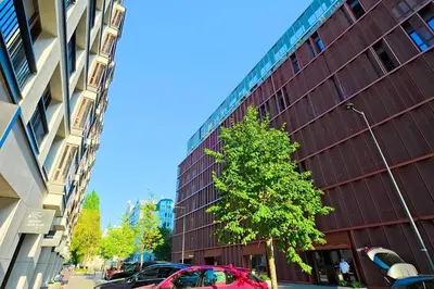 Budynek, w którym mieści się apartament