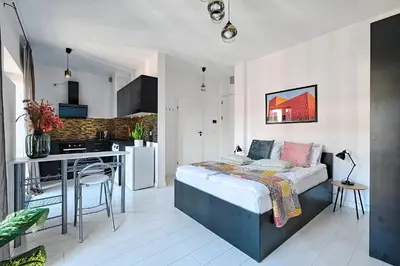Telewizja i/lub zestaw kina domowego w obiekcie Urbannestgroup - Krochmalna 59