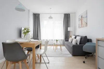 Część wypoczynkowa w obiekcie Metro Targówek One Bedroom Apartment for 4 with Furnished Balcony by Noclegi Renters