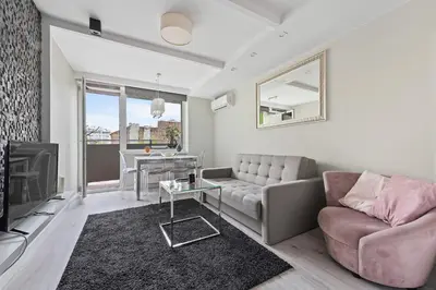 Część wypoczynkowa w obiekcie RentPlanet - Apartament Mokotowska