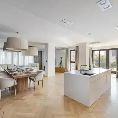 The Atelier - Luxurious 230m2 Apartment in Warsaw