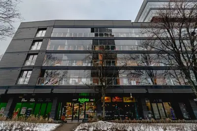Budynek, w którym mieści się apartament