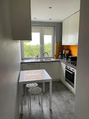 Kuchnia lub aneks kuchenny w obiekcie Ursynow Warsaw View Apartment
