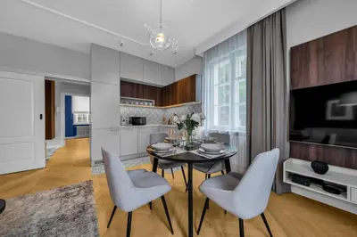 Kuchnia lub aneks kuchenny w obiekcie Warsaw Old Town Apt - Top Location, Workspace - by Rentujemy