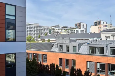 Budynek, w którym mieści się apartament