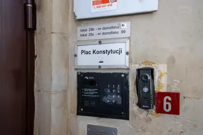 Certyfikat, podpis lub inny dokument wystawiony w obiekcie Downtown Apt - Top Location, City View, Bus&Tram - by Rentujemy