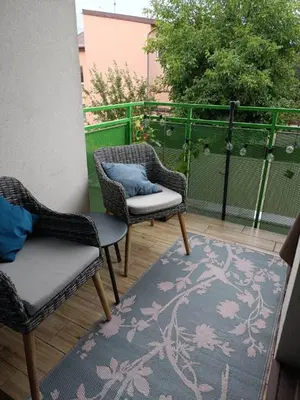 Balkon lub taras w obiekcie Powstańców 32