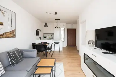 Kuchnia lub aneks kuchenny w obiekcie Sage Green Stylish Apartment by BookingHost