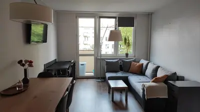 Część wypoczynkowa w obiekcie Lenki Apartamenty Metro Bródno