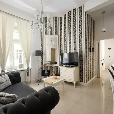Wilcza City Centre Chic Apartment by BookingHost