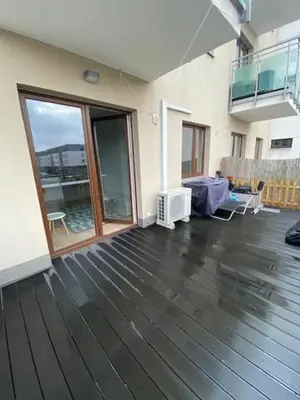 Balkon lub taras w obiekcie Apartament w super lokalizacji Warszawa