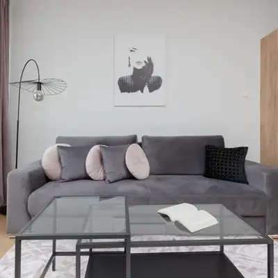 Metro Kondratowicza Warsaw Apartment with Parking by Noclegi Renters