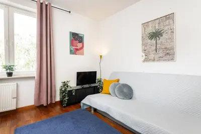 Telewizja i/lub zestaw kina domowego w obiekcie Rose Hip Studio City Center
