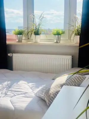 Łóżko lub łóżka w pokoju w obiekcie 40 m2 Apartament City Centrum- 1km od Dworca Centralnego- Piękny Widok na Warszawę- Nowo grodzka