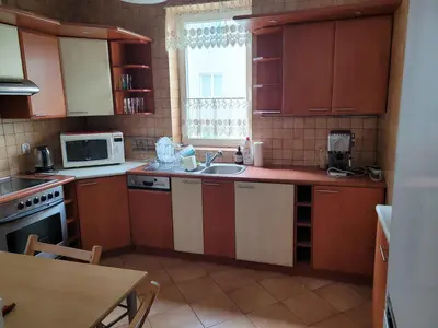 Kuchnia lub aneks kuchenny w obiekcie Krok od Metro Bemowo
