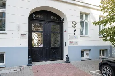 Fasada lub wejście do obiektu Park Praski Two-Level Apartment by BookingHost