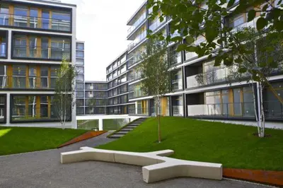 Ogród w obiekcie CITY CENTRE Warsaw Apartment Kolejowa EXPO